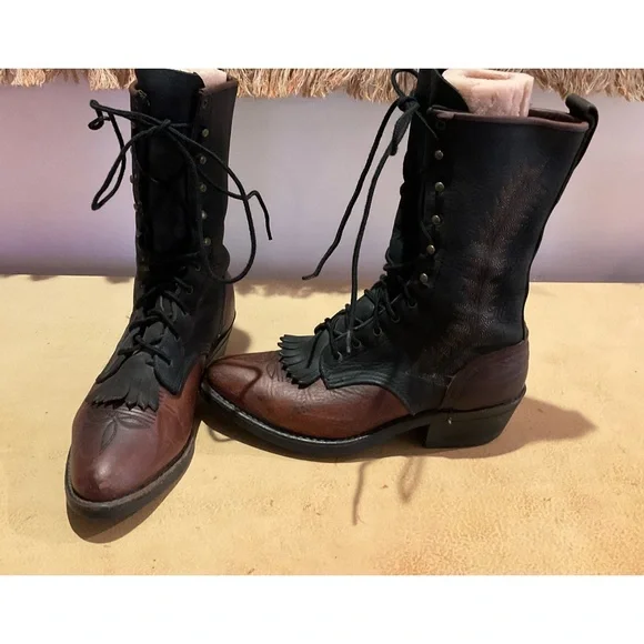 Beautiful Vintage Lace Up Kiltie Western Boots Size 7 - Picture 1 of 12